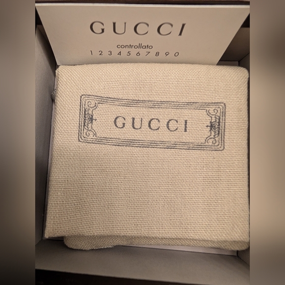 Gucci Double G Logo with Flowers and Tiger's Head Bracelet - Picture 3 of 9